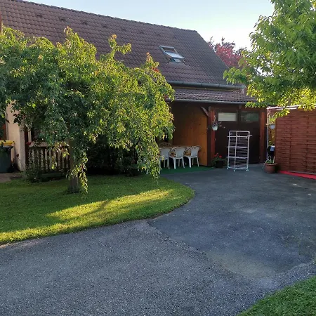 Erika Vendeghaz Centrumban *