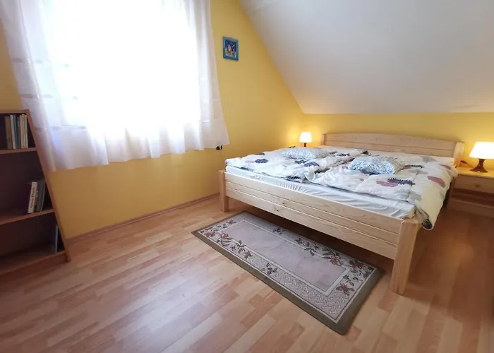 Erika Centrumban * Balatonkeresztúr