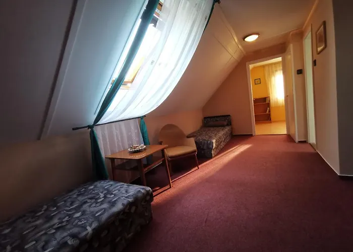 Erika Vendeghaz Centrumban Holiday home Balatonkeresztur