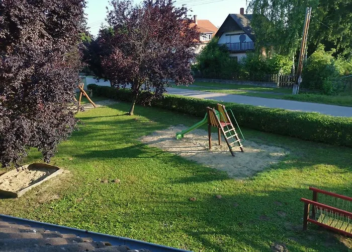 Holiday home Erika Vendeghaz Centrumban *